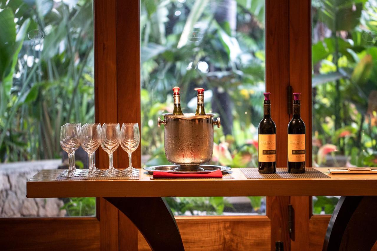 Lotus Honolulu At Diamond Head Hotel Ngoại thất bức ảnh